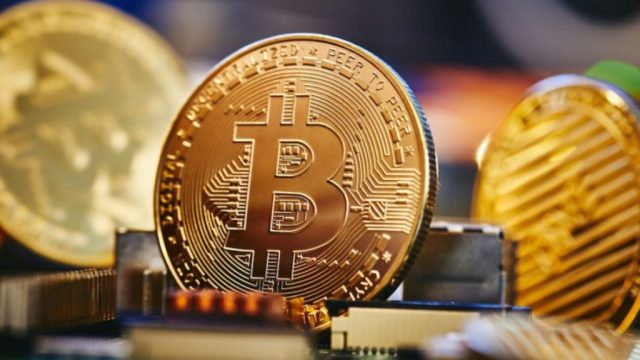 Why Bitcoin Hits 2-Week High Following Stock Rally?
