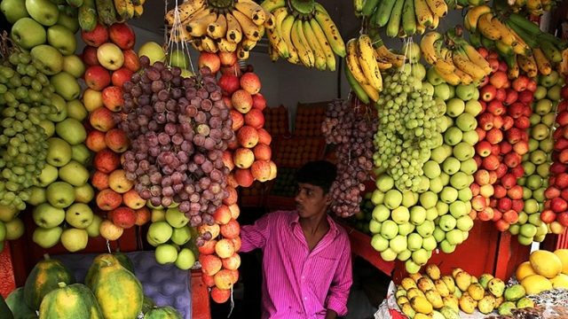 Fruits Costlier in Ramadan Despite Plentiful Supply